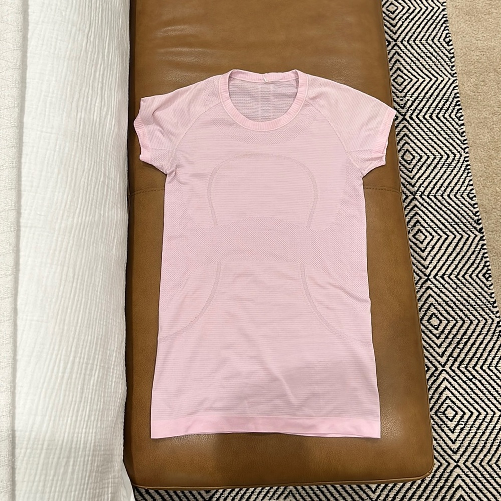 Lululemon Swiftly Tech Short Sleeve